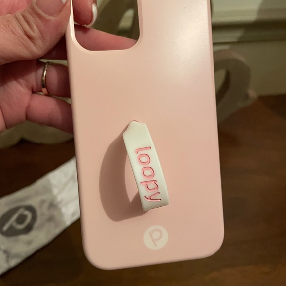 Loopy case for iPhone (12 regular) - Picture 6 of 6